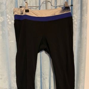 Black Lululemon crops